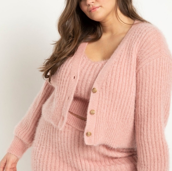 Eloquii Sweaters - Eloquii Pink Cardigan Tank Top Set Fuzzy